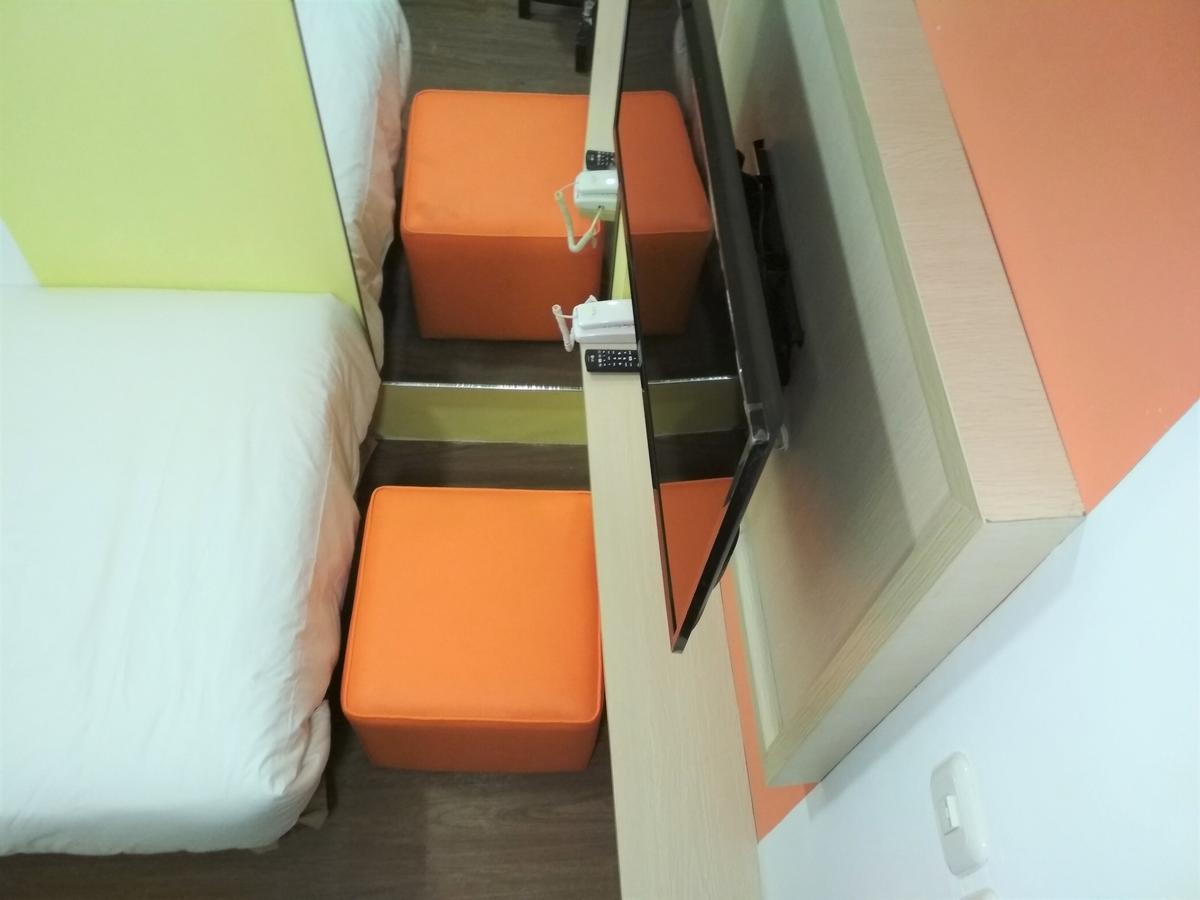 Djo Front One Inn Бенгкулу Экстерьер фото